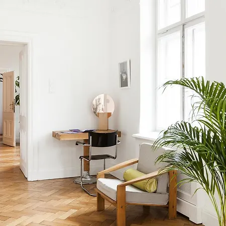 住宿加早餐酒店 Autor 4*