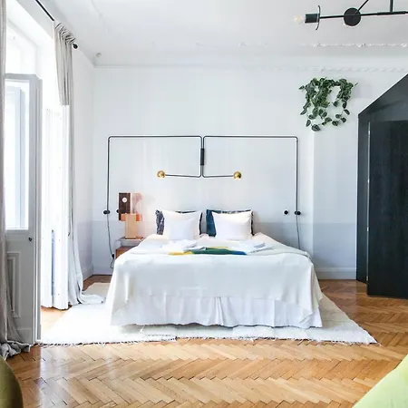 Bed & Breakfast Autor