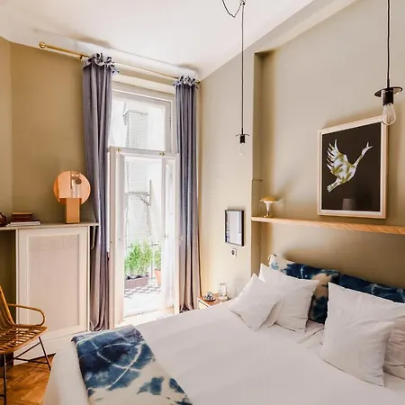 Bed & Breakfast Autor